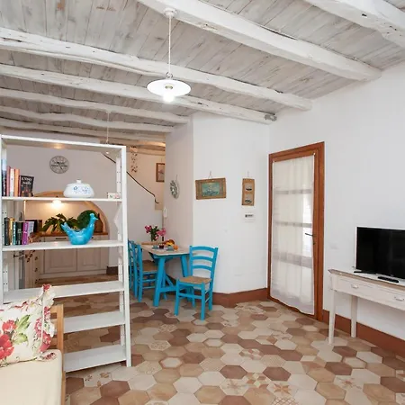 Feriehus Domo Bangone Orosei