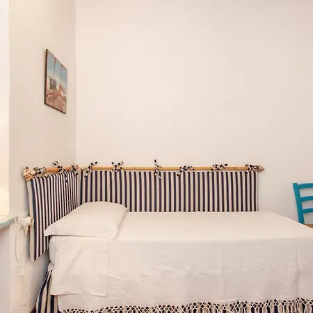 Domo Bangone Nyaraló Orosei